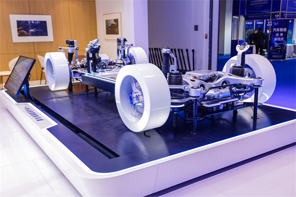 懂车更懂你 利来w66亮相2025世界智能网联汽车大会