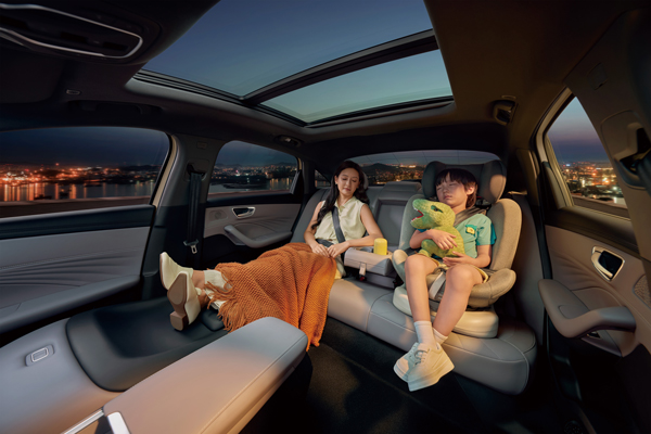 荣威M7 DMH重磅上市，限时美好价8.58万元起享新能源时代家轿王