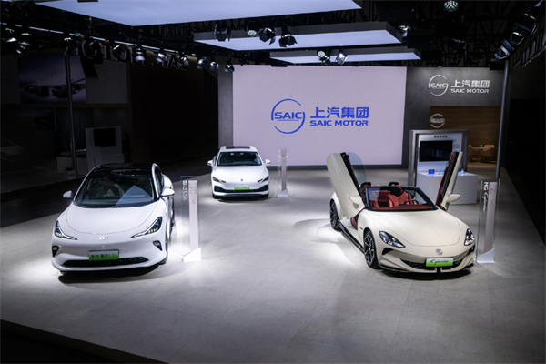 当技术开花、改革结果：上汽的“硬核反攻”