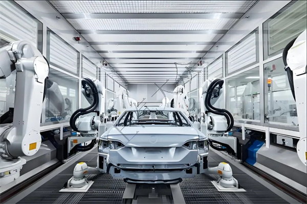 当技术开花、改革结果：上汽的“硬核反攻”